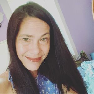 Meet your Posher, Lacey